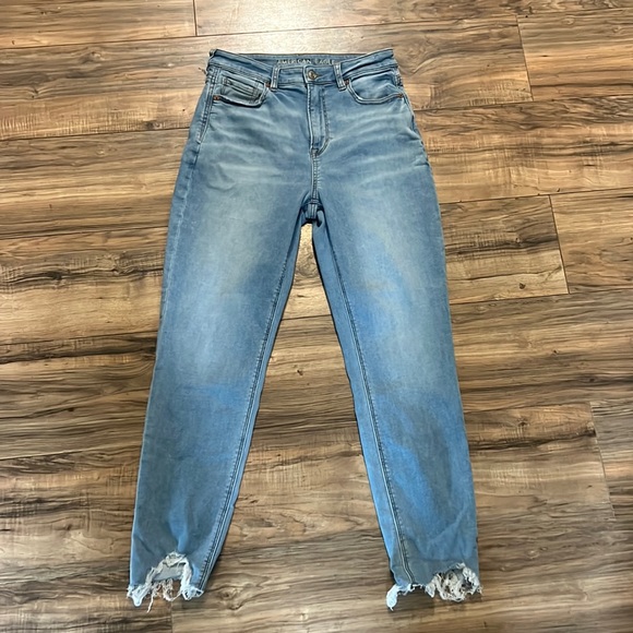 American Eagle Mom Jeans - Picture 1 of 8